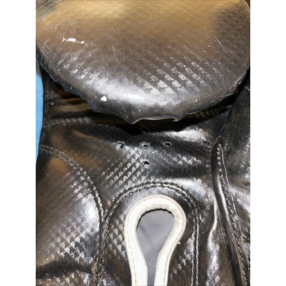 Ring To Cage Gloves 14oz - Picture 6 of 9